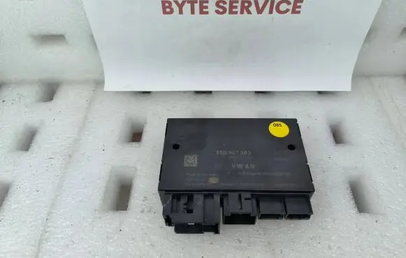 Audi A4 S4 B8 8K Tow bar trailer control unit/module 85B907383
