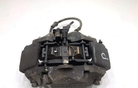 Mercedes-Benz CLS C218 X218 Front brake caliper 