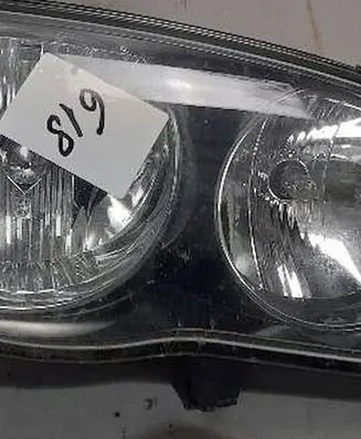 Toyota Corolla Verso E110 Headlight/headlamp 10077126
