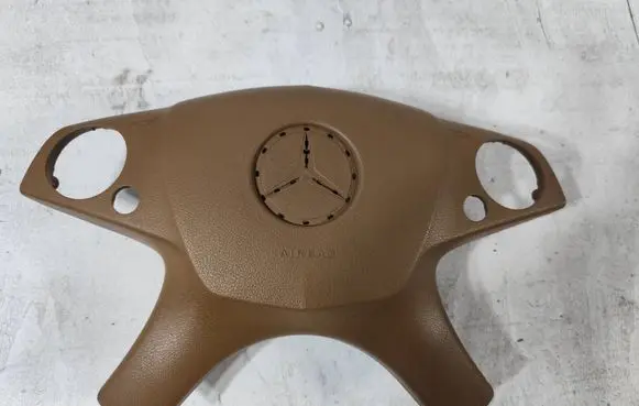 Mercedes-Benz C W204 Steering wheel airbag cover 3055439