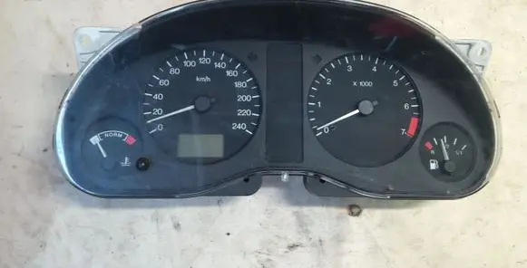 Volkswagen Sharan Speedometer (instrument cluster) 7M0920801B 95VW10849BJ