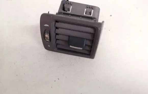Volvo S40 Dash center air vent grill 506002