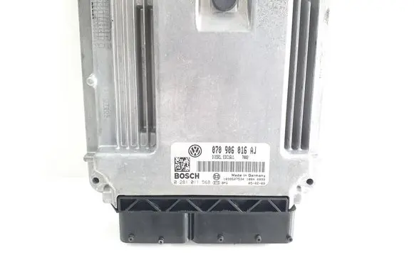 Volkswagen Transporter - Caravelle T5 Engine control unit/module 070906016AJ 0281011568