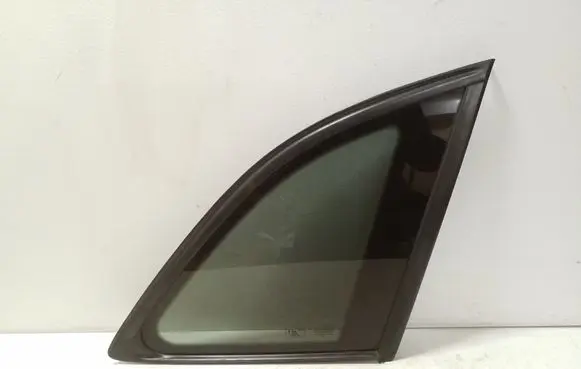 Rear side window