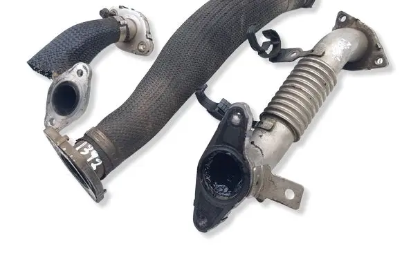 Land Rover Evoque II EGR valve line/pipe/hose 