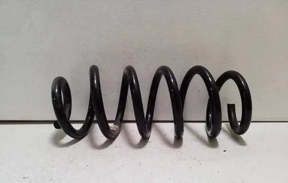 Audi Q7 4M Front coil spring 4M0411105AM