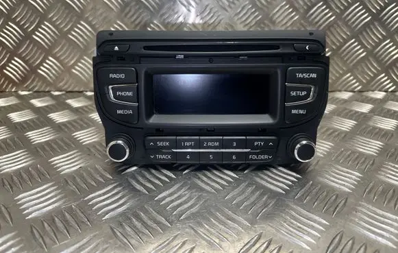 KIA Ceed Radio/CD/DVD/GPS head unit 61014035