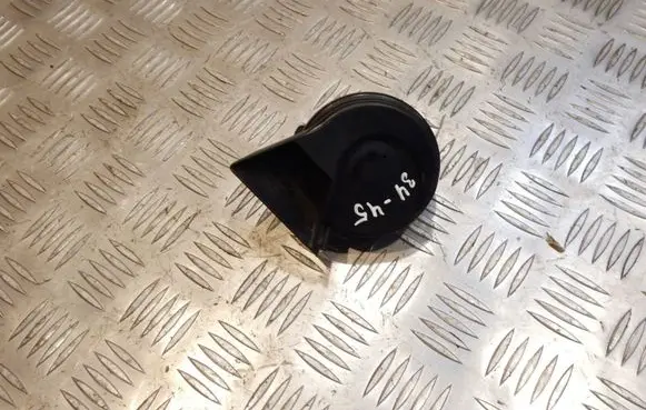 Audi A4 S4 B7 8E 8H Horn signal 8E0951223A 3445