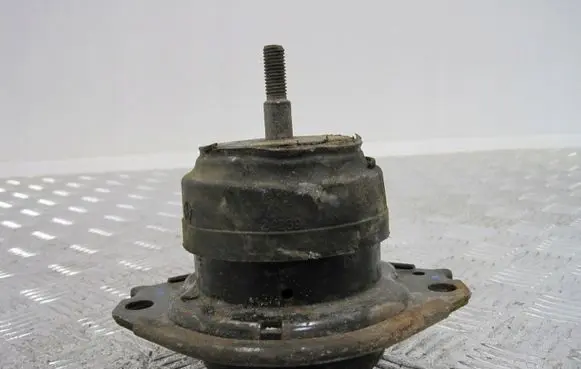 Jeep Grand Cherokee Engine mount vacuum valve 24269