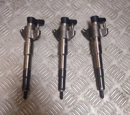 Renault Master III Fuel injector 166009567R 166009567