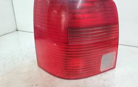 Volkswagen PASSAT B5 Rear/tail lights 3B9945111F 3B9945257