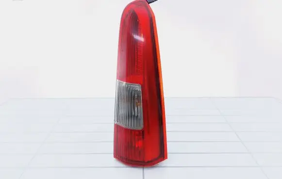 Volvo V70 Rear/tail lights 9154494