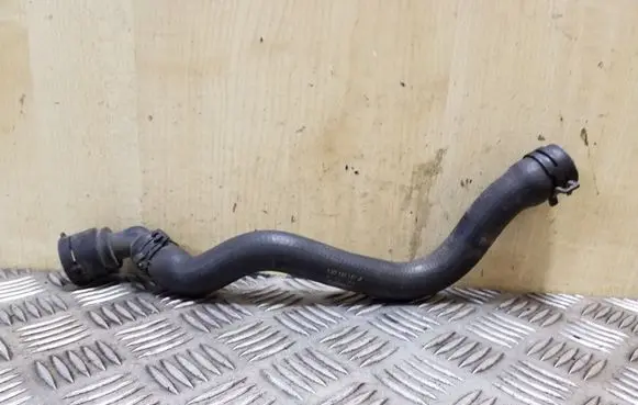 Volkswagen Golf IV Engine coolant pipe/hose 1J0122157M
