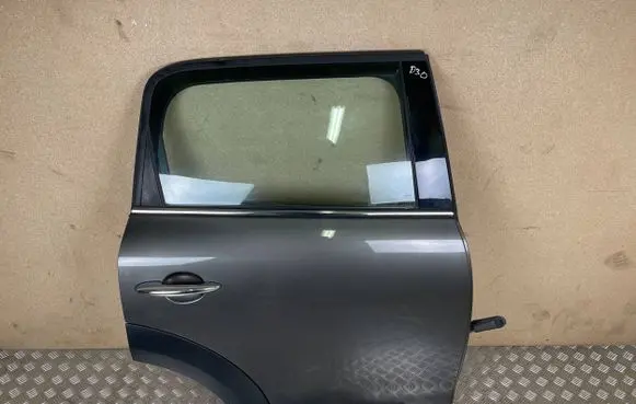 Mini Cooper Countryman R60 Rear door