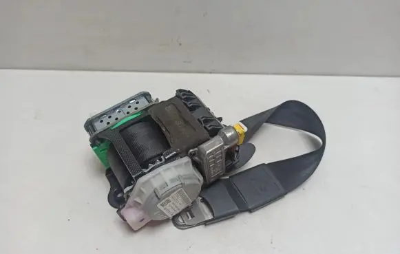 Audi A6 S6 C7 4G Front seatbelt 4G8857706D