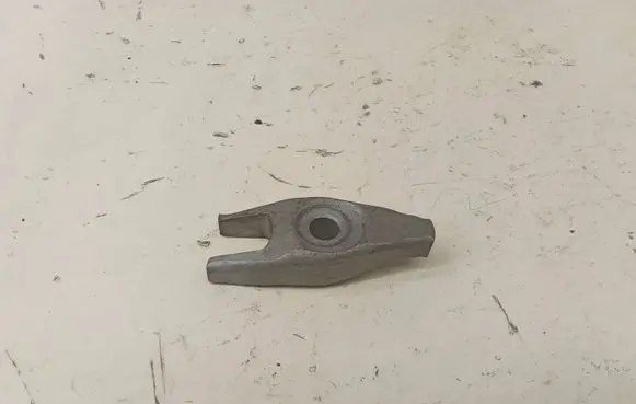 Opel Insignia A Fuel Injector clamp holder