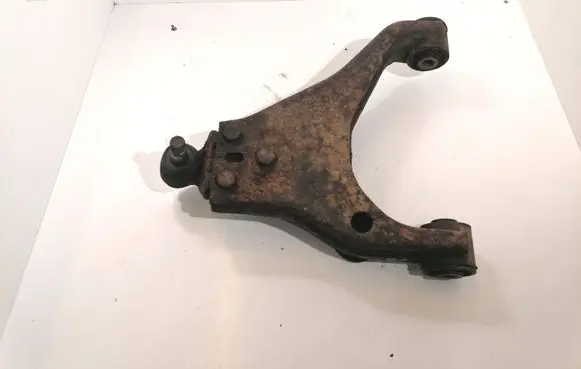 KIA Sorento Front lower control arm/wishbone
