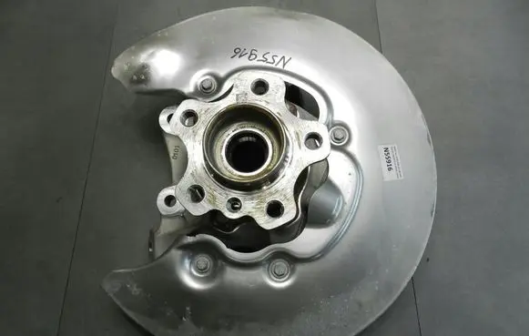 BMW 3 G20 G21 Rear wheel hub 6879534