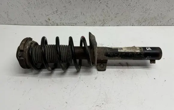 Volkswagen Touran II Front shock absorber with coil spring 1T0413031GQ 824904003452 VW358VA5472WD
