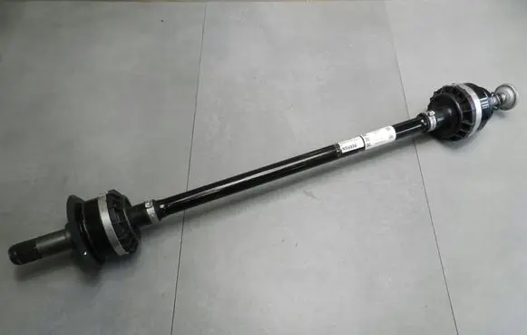 BMW 3 G20 G21 Rear driveshaft 8665784