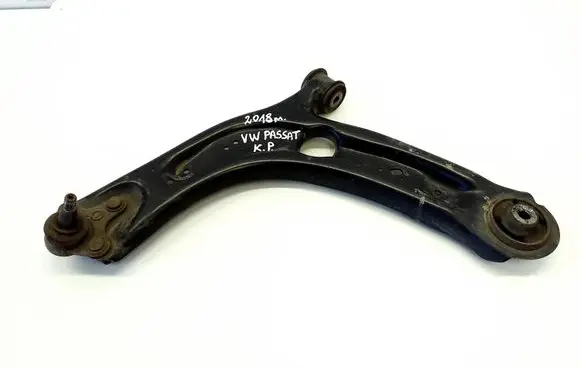 Volkswagen PASSAT B8 Front lower control arm/wishbone 