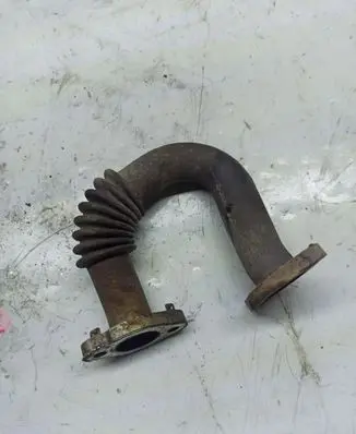 Volkswagen Polo V 6R EGR valve line/pipe/hose