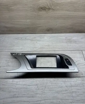 Audi A4 S4 B8 8K Radio/GPS head unit trim 8K1857186G