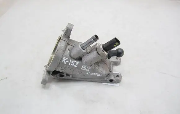 Volkswagen PASSAT B8 Engine shut-off valve 04L128637A