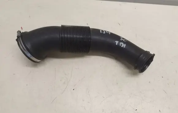 Audi A8 S8 D4 4H Air intake duct part 4H0129606B