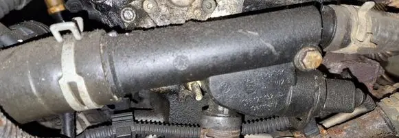 Skoda Roomster (5J) Engine coolant pipe/hose 038121132d