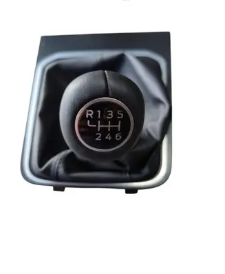 Gear lever shifter trim leather/knob