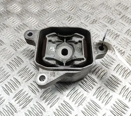 BMW iX1 Engine mount bracket 9894729