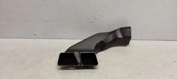 Ford Focus ST Cabin air duct channel BM5118C299