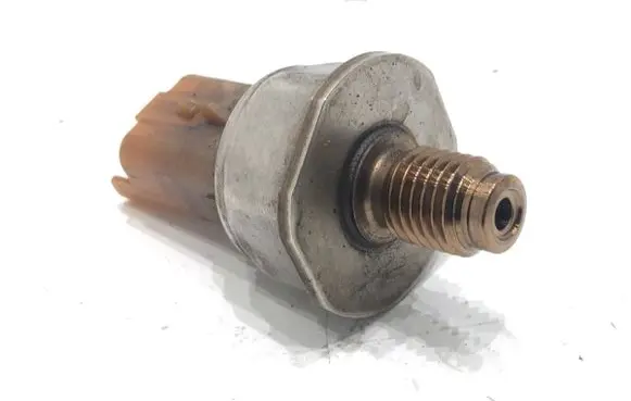 Ford Transit Courier Fuel pressure sensor 9676643880