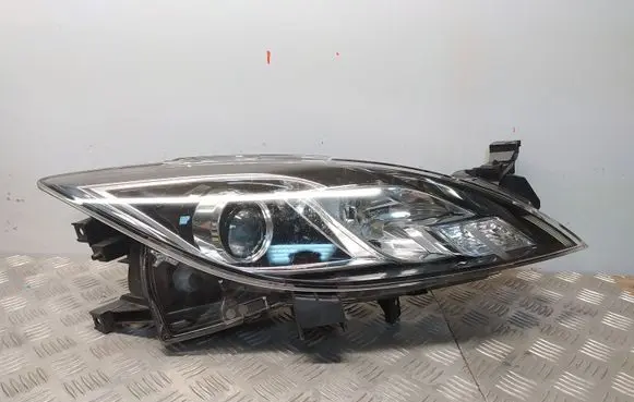 Mazda 6 Headlight/headlamp 10041055