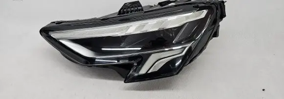 Audi A3 8Y Headlight/headlamp 8Y0941033