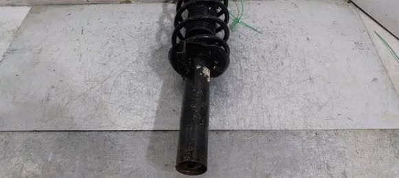Audi Q3 8U Front shock absorber/damper 5N0413031AS
