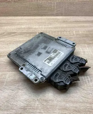 Renault Scenic I Engine control unit/module ECU HOM8200039569 0281001934 8200078730