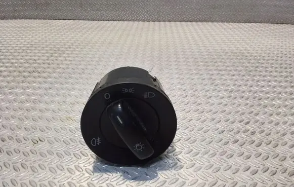 Volkswagen Caddy Light switch 1K0941431BB