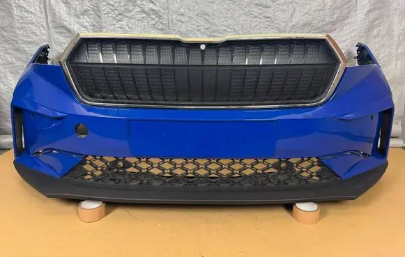 Skoda Enyaq iV Front bumper 5LA807221 5LG971095D 5LA853653