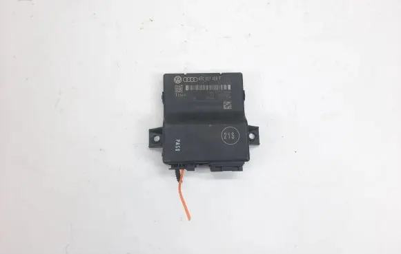 Audi A6 S6 C6 4F Gateway control module 4F0907468F