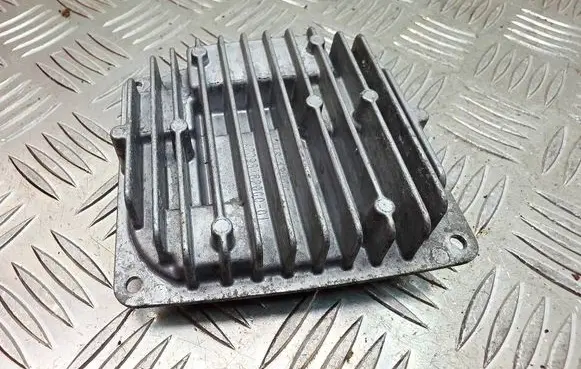 Volvo V40 Light module LCM 10490050680
