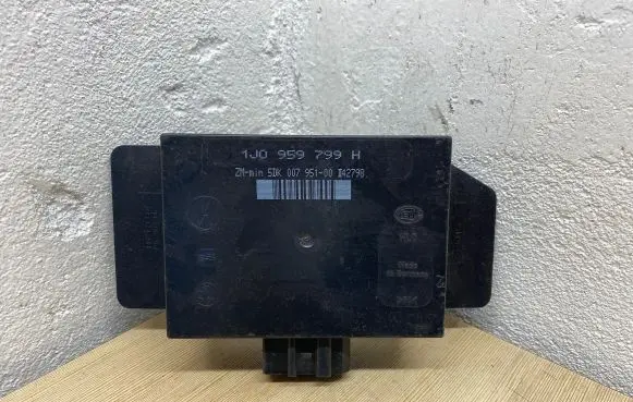 Volkswagen PASSAT B5 Comfort/convenience module 1J0959799H 5DK00795100 142798