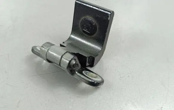 Cupra Formentor Tailgate/trunk/boot hinge