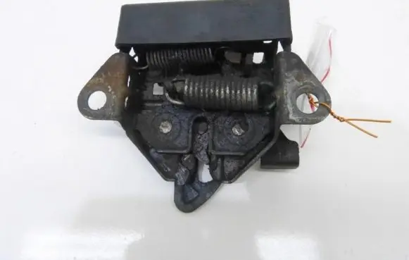 Mazda Premacy Engine bonnet/hood lock/catch IMPRK610329