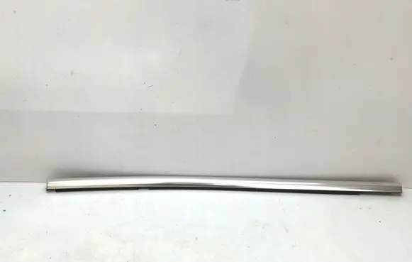 Mercedes-Benz GLA H247 Front door trim (molding) 