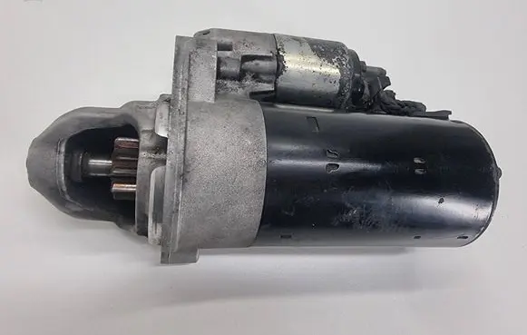 Audi A6 S6 C6 4F Starter motor 0001109258
