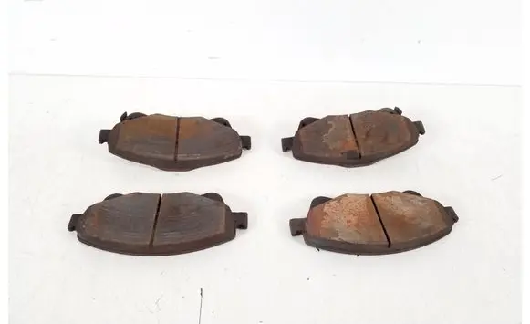 Toyota Avensis T270 Brake pads (front) 04465-02280