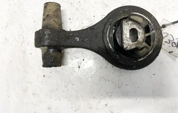 Fiat Doblo Engine mount bracket