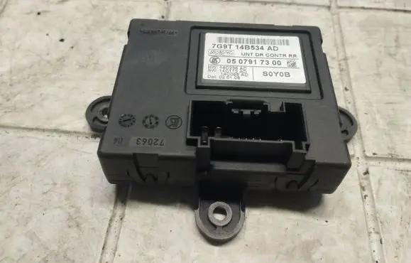 Ford S-MAX Door control unit/module 7G9T14B534AD 0507917300
